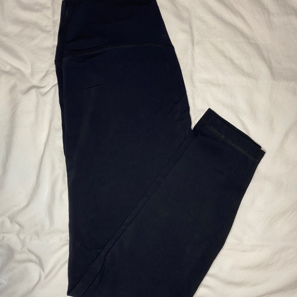 Black spandex leggings for working out - Picture 2 of 2